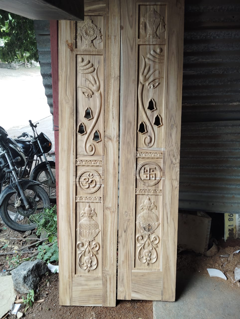 2D Pooja Doors